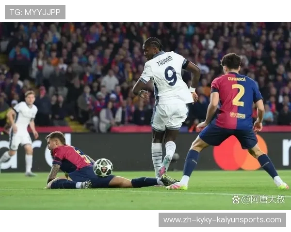 欧冠决赛央视解说集锦:激情语录与技术讲解并重 欧冠决赛央视解说集锦:激情语录与技术讲解并重